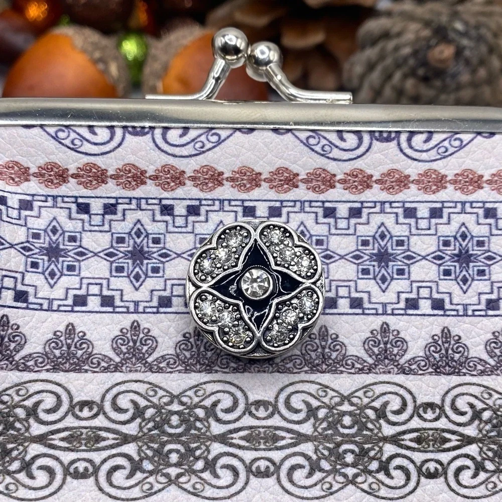 Victorian Style Snap Jewelry Purse With Fancy Black & Silver Sparkle 18mm Snap!
